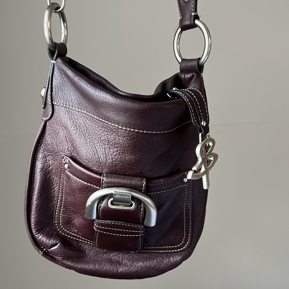 B. Makowsky Westbourne brown leather Y2K crossbody bag